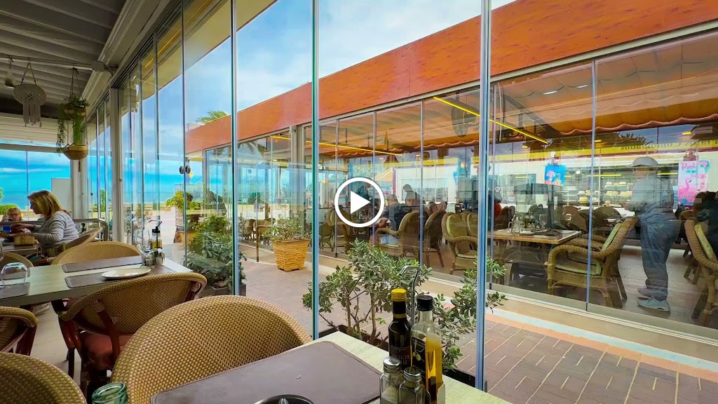 Restaurante La Terraza. — Videos