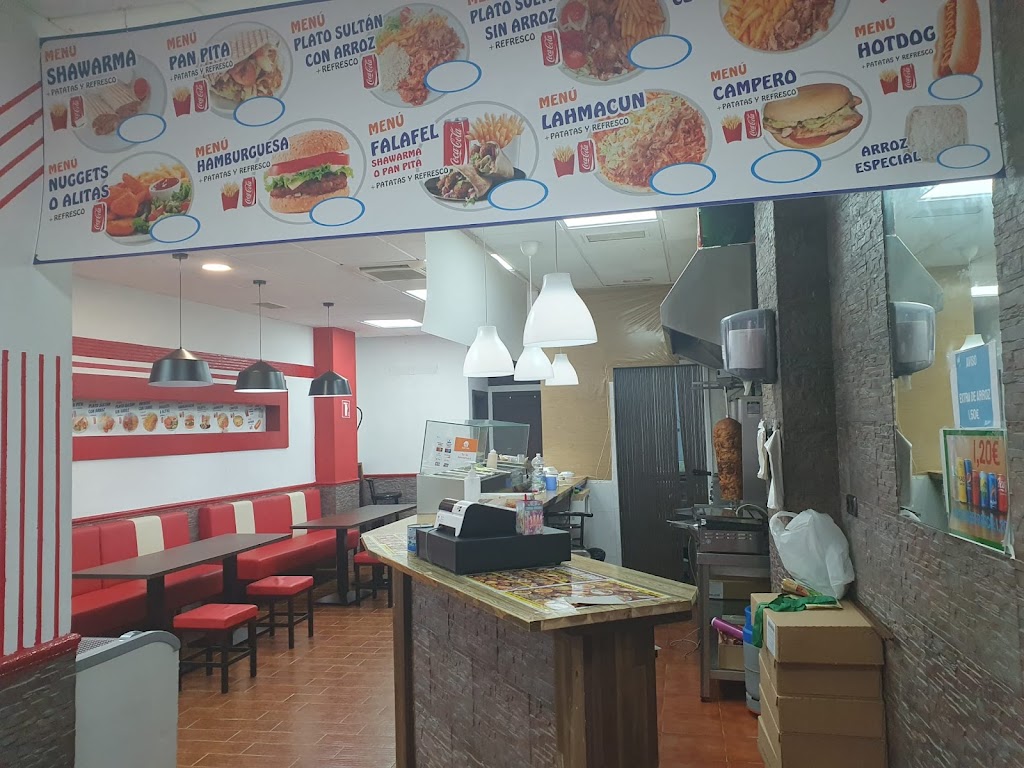 ESTAMBUL KEBAB CALLE CALZADA21 — Del propietario