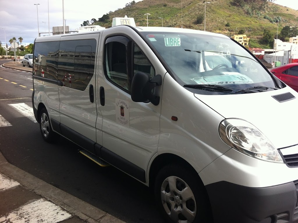 TAXI 9 PLAZAS Y ADAPTADO PMR LA LAGUNA