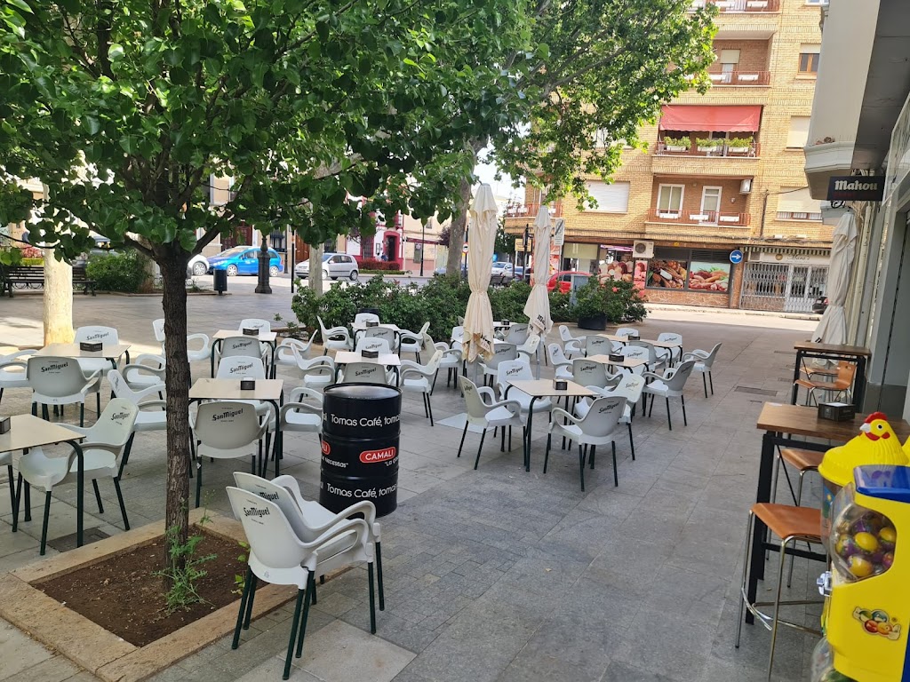 Cafeteria Cerveceria La Plaza