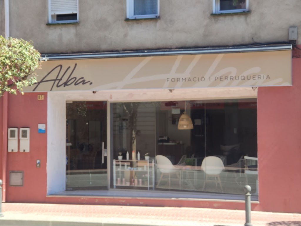 Alba Formacio i Perruqueria — Exterior