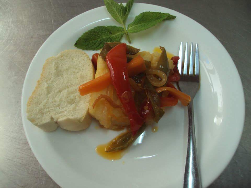 Taberna Perucha — Comida y bebida