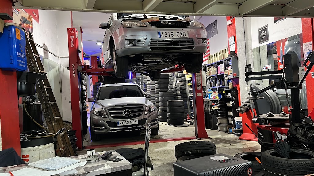Neumaticos Bilbocar — Taller