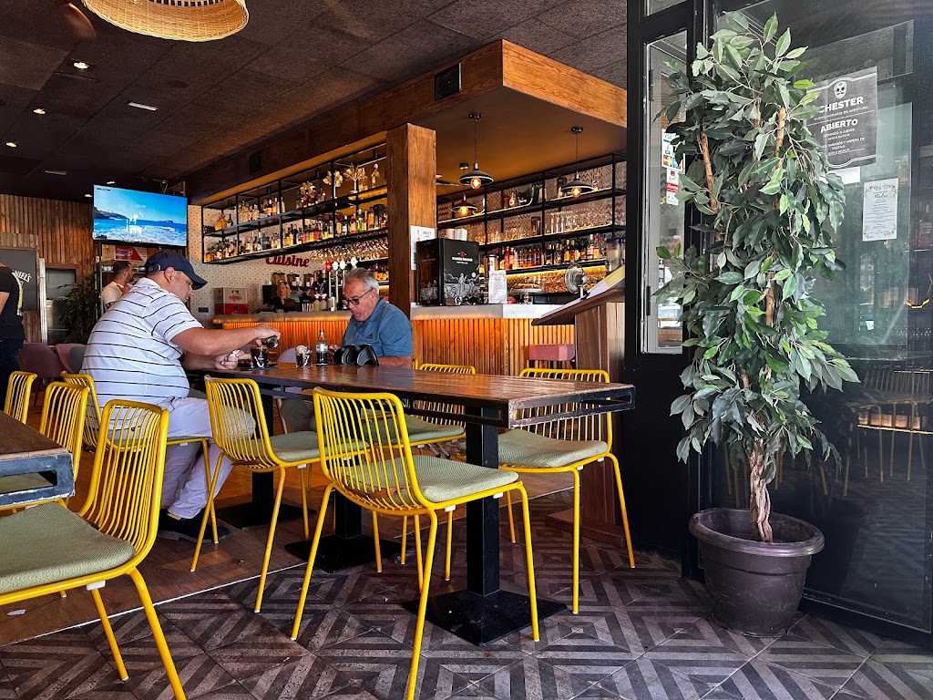 Comer en Humanes | Chester Lounge Humanes | Desayunos y Meriendas — Ambiente