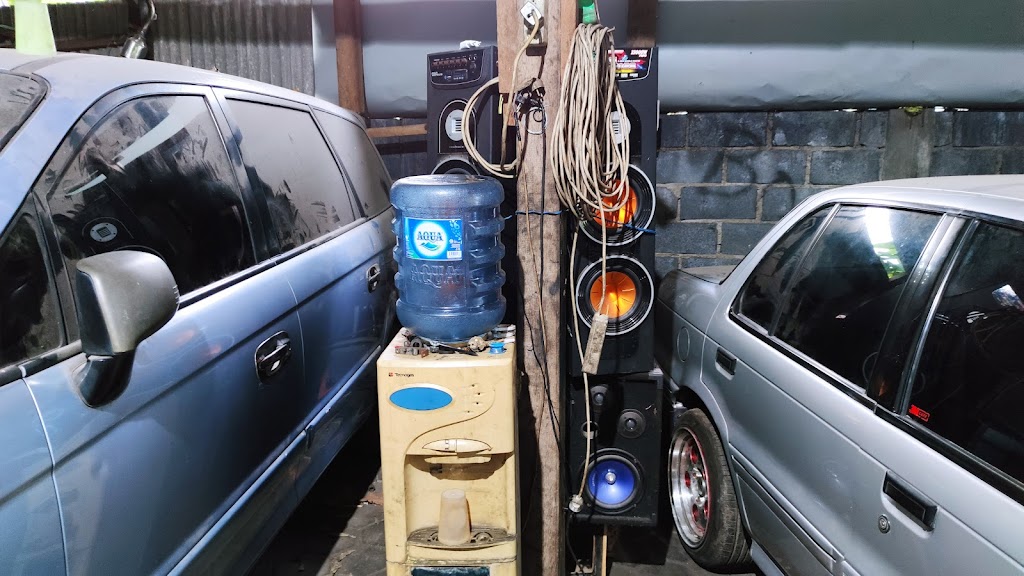 BENGKEL MOBIL, ANUGERAH JAYA
