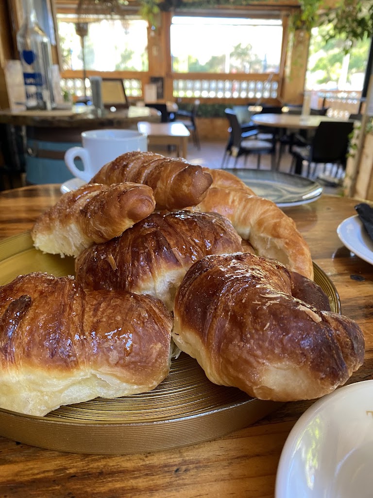 Lo de Sergio Restaurante Parrilla — Comida y bebida