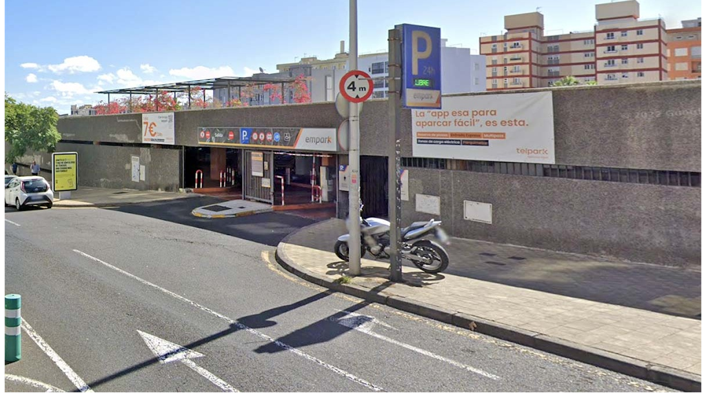 Parking Ramon y Cajal Telpark by Empark