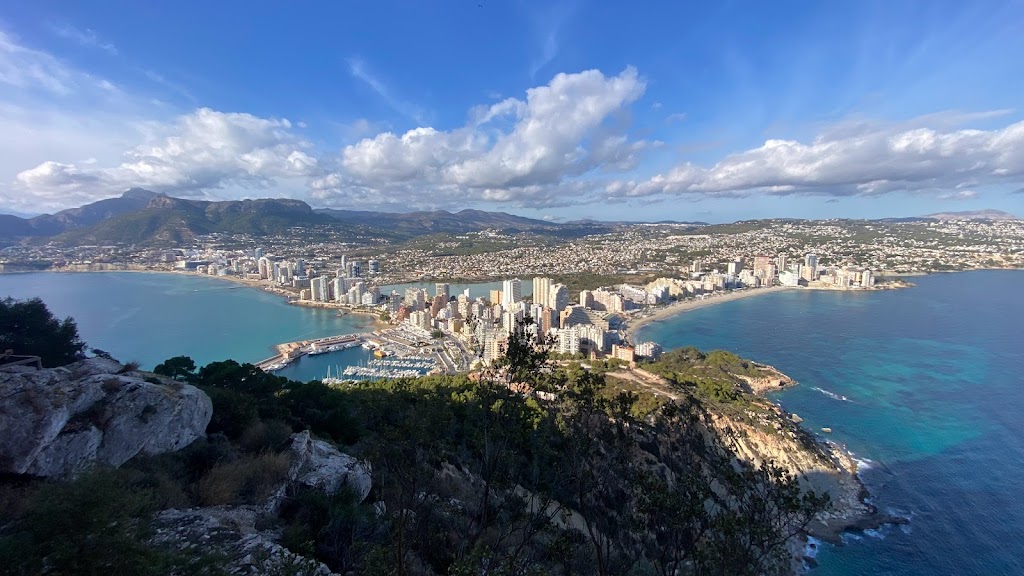 Tunel hacia el Penon de Ifach