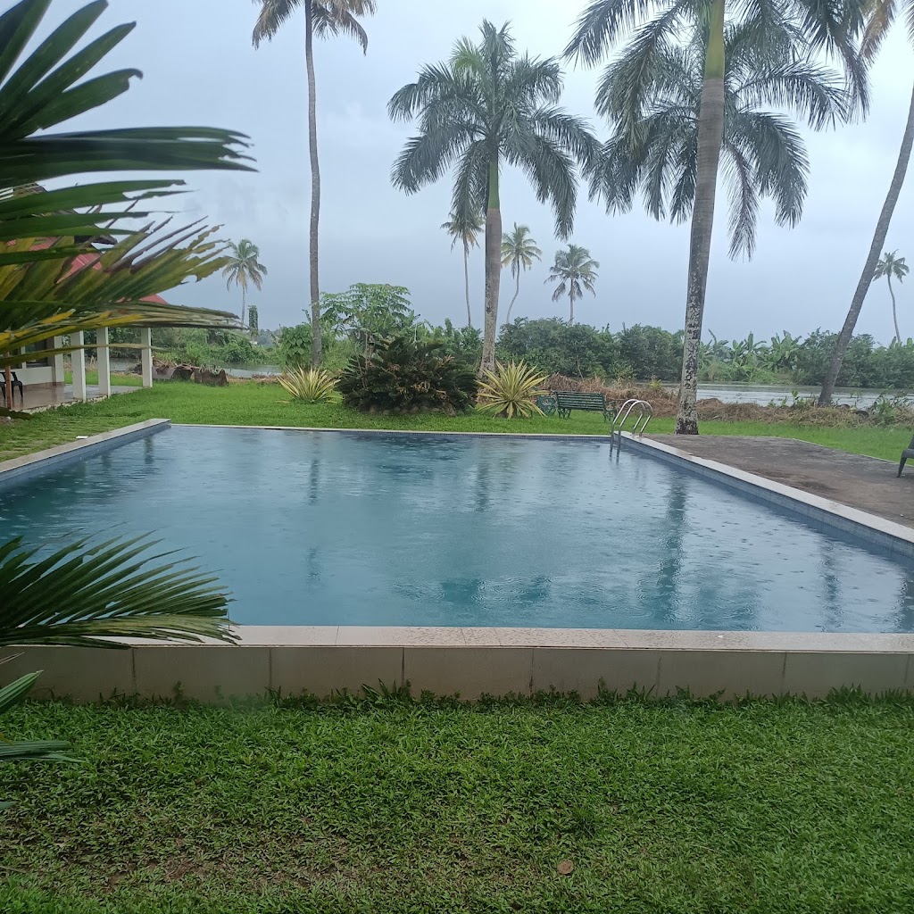 Manor Backwater Resort