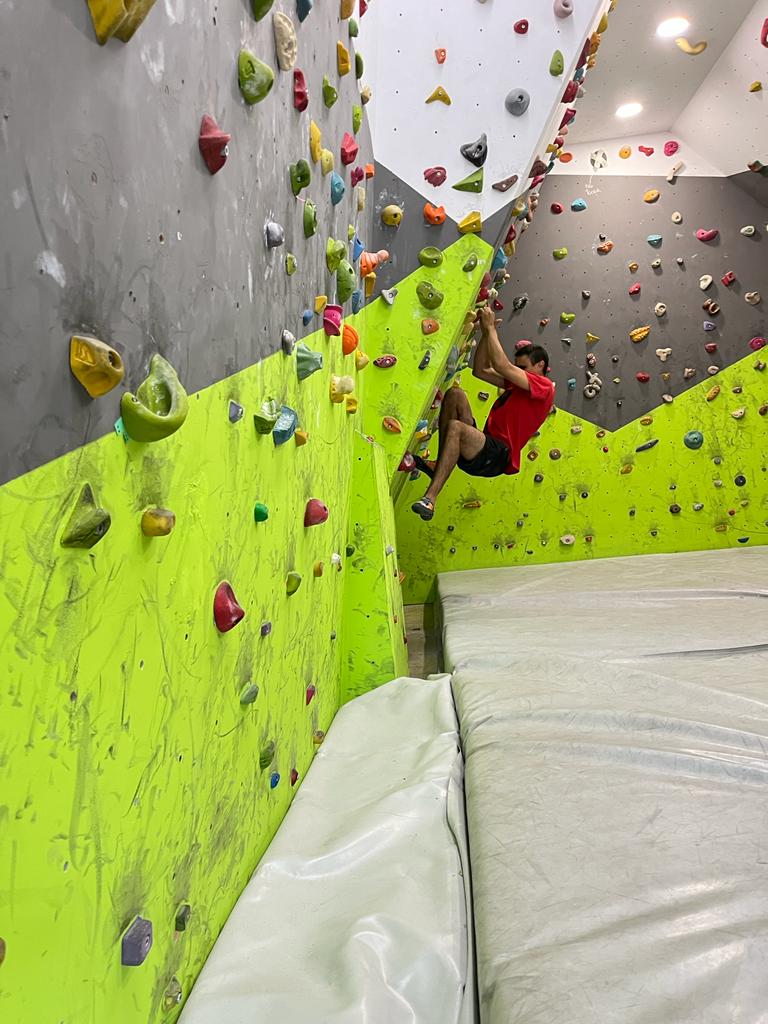 Boulder La Cova — Bulder