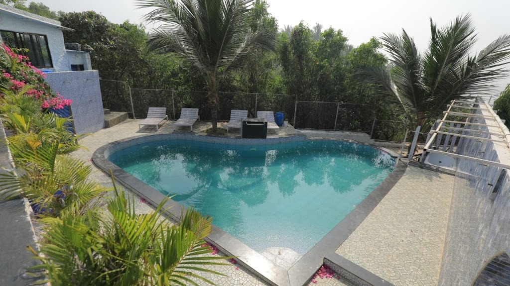 Edina Beach House