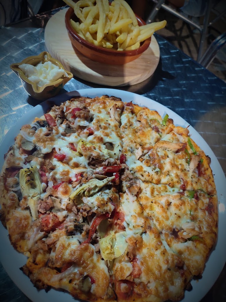 Pizzeria el Retiro — Pizza