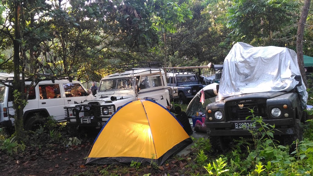 Pinus Nawakerti Camp Ground