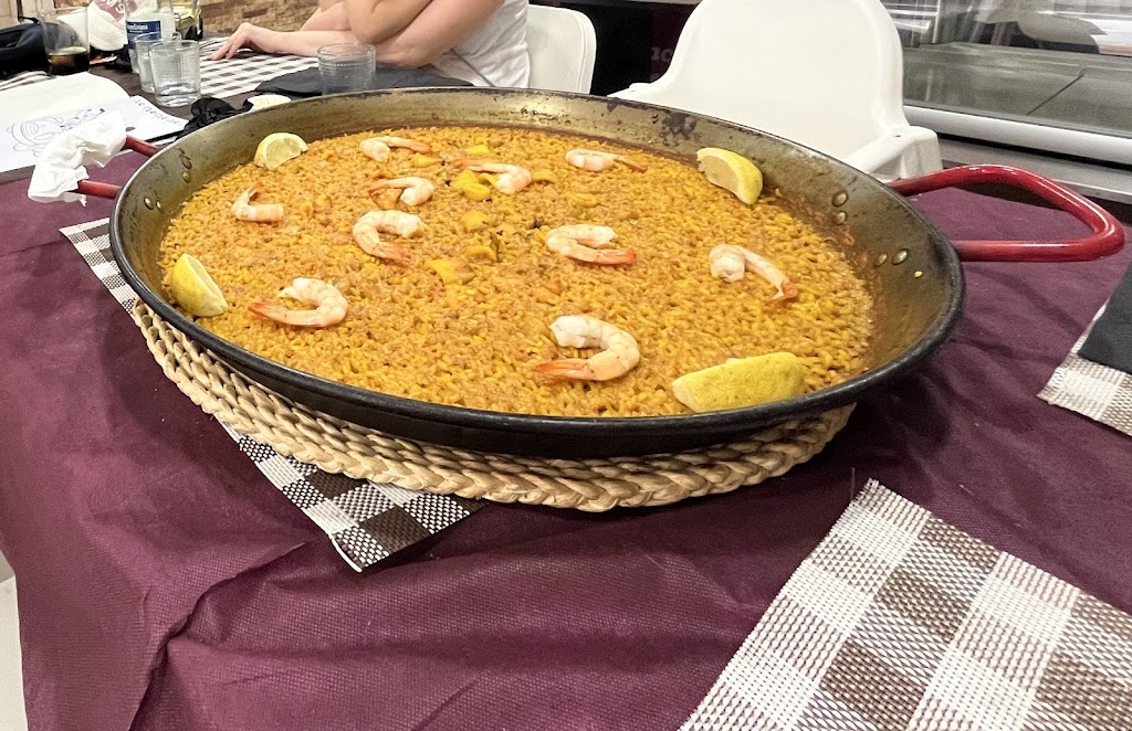 Restaurante Tierra y mar — Paella