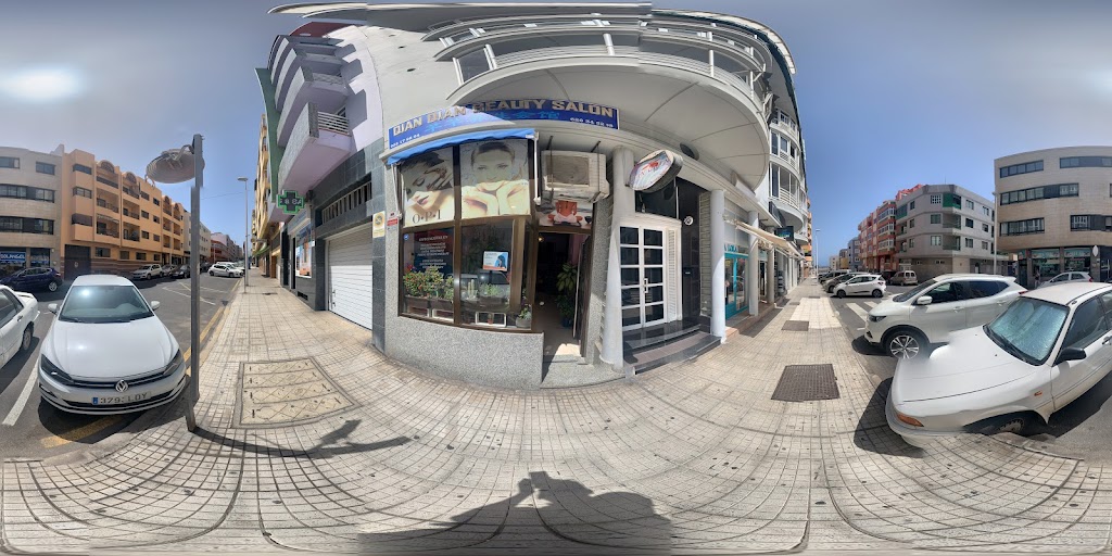 Qian Qian Beauty Salon