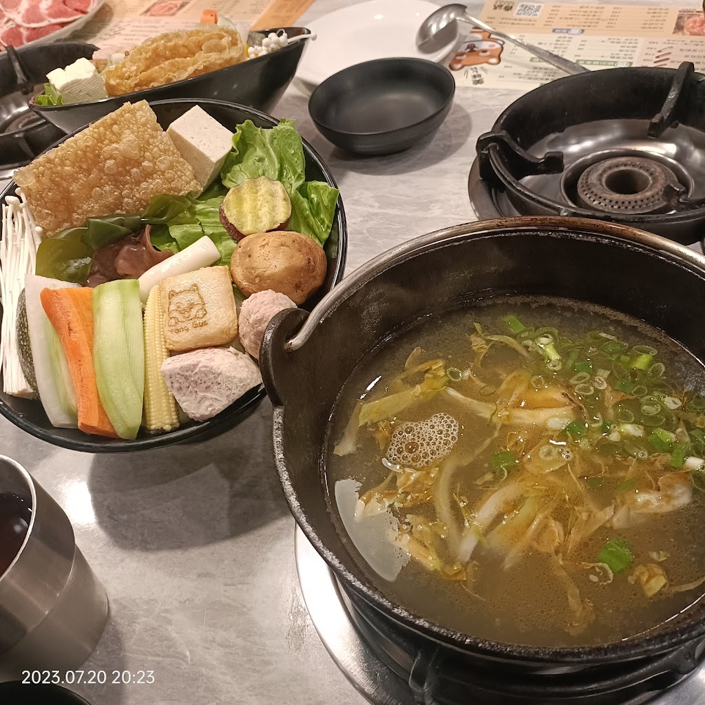 養鍋Yang Guo石頭涮涮鍋 台中東海店 的照片