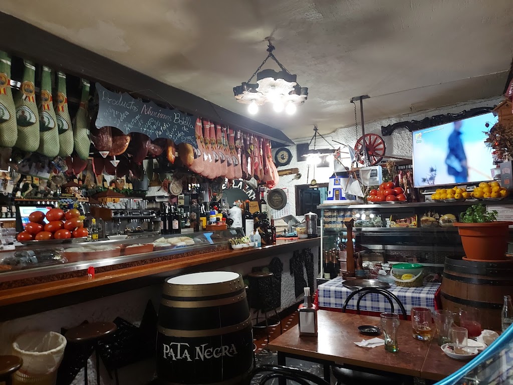 Meson Asturiano La Espuela — Ambiente