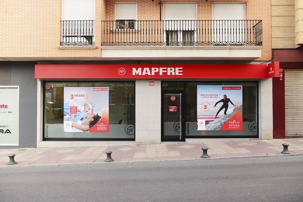 MAPFRE — Exterior