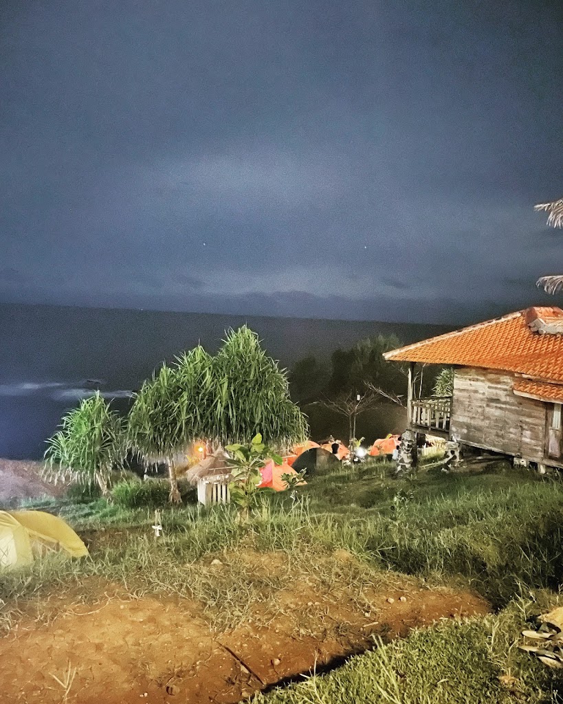 Camping Ground Pantai Menganti