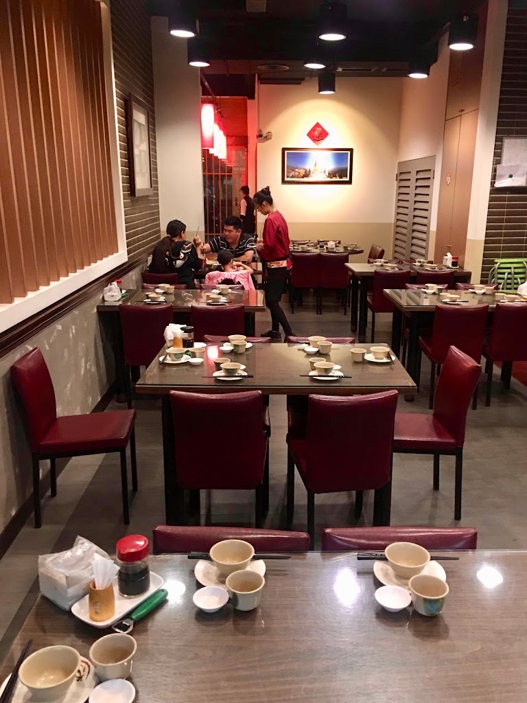 八盛平價日本料理 三信店 的照片