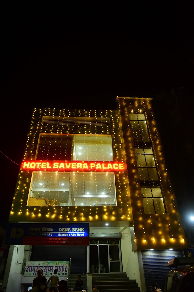 Hotel Savera Palace
