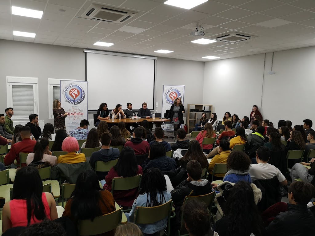 IES Julio Verne — Comunidad