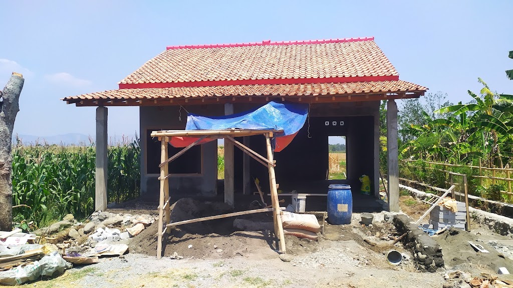 Bengkel Motor Tiga Putra