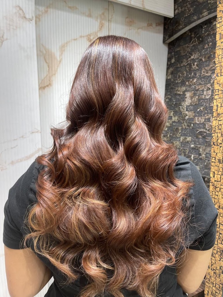 Reema S Professional Beauty Salon