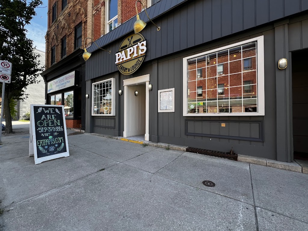 Papi's Eatery & Lounge in Owen Sound