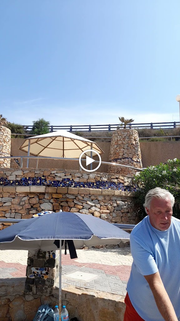 Estacion de servicio Cepsa — Videos
