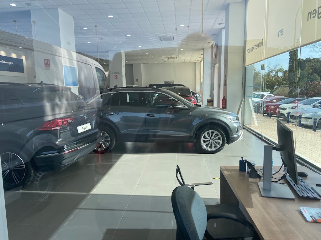 Malaga Wagen Torremolinos - Concesionario Oficial Volkswagen — Interior