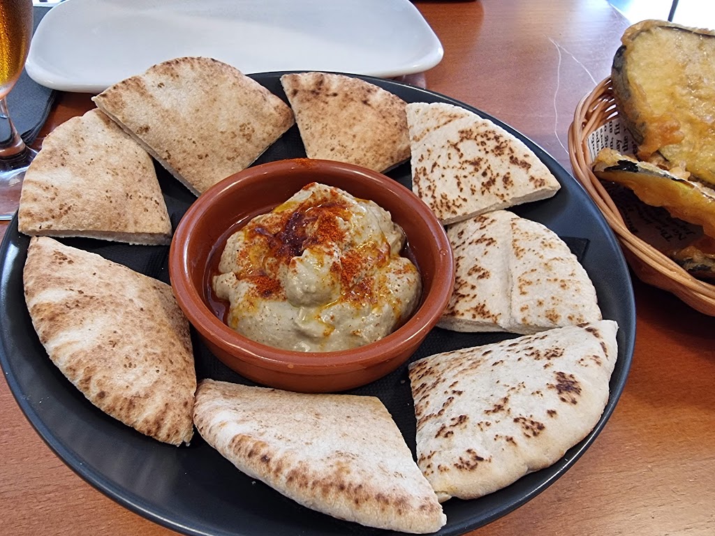 Restaurant Crosto — Comida y bebida