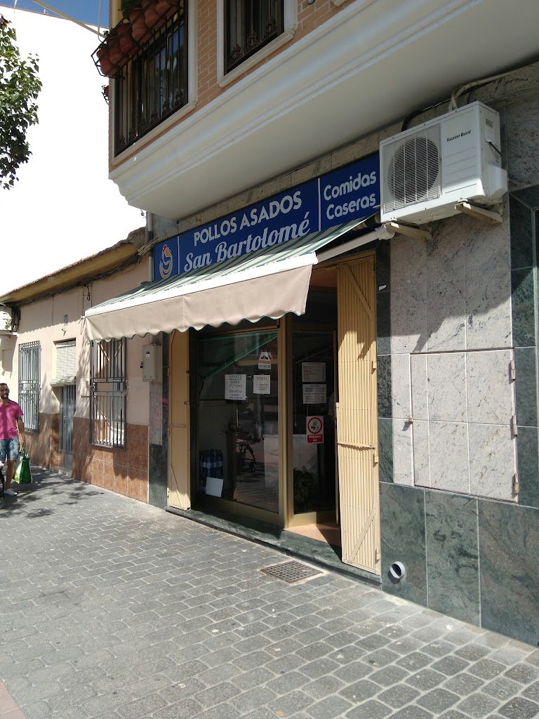 Asadero de pollos en Cieza / Comidas para llevar San Bartolome