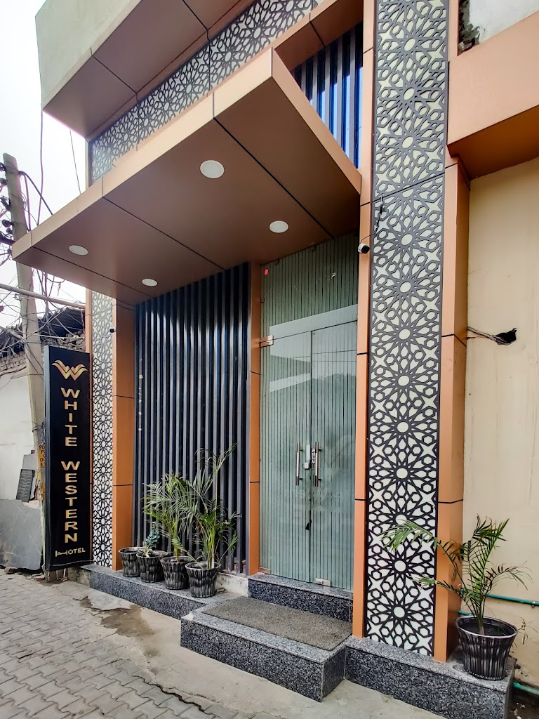 Hotel White Western