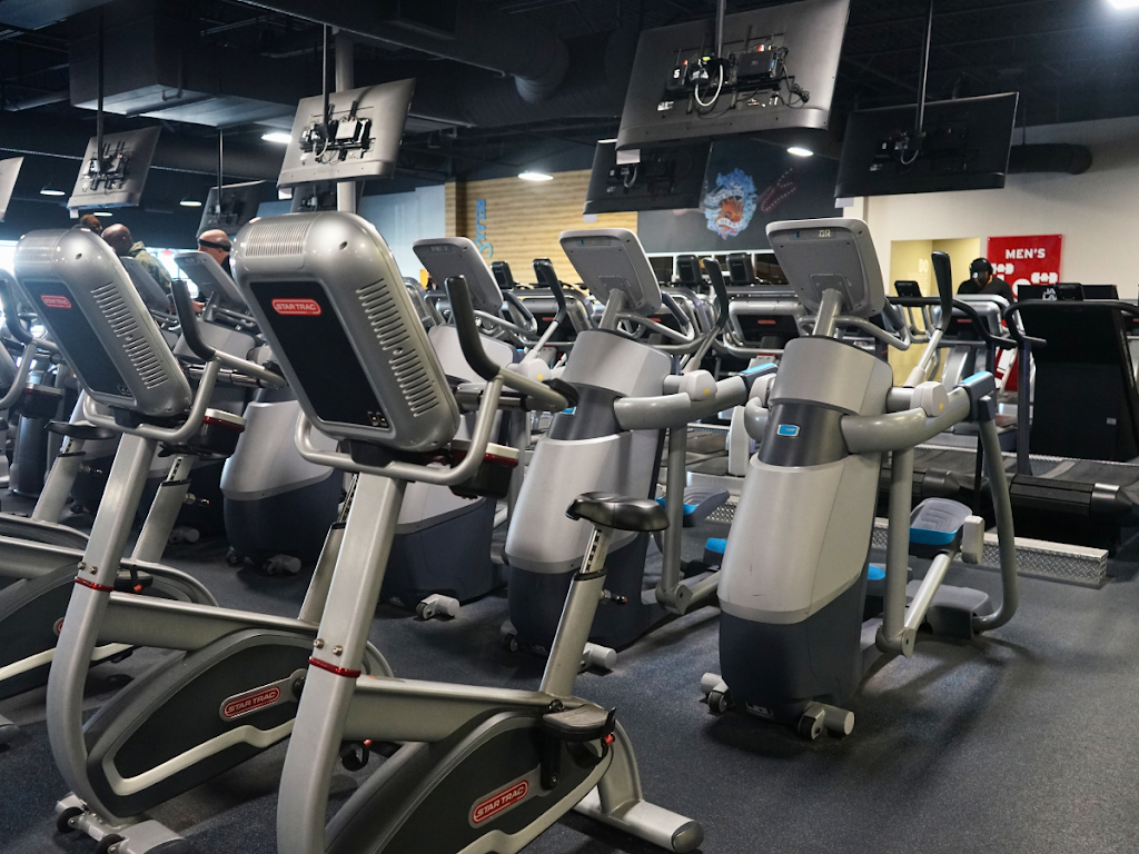  Crunch Fitness - Reynoldsburg