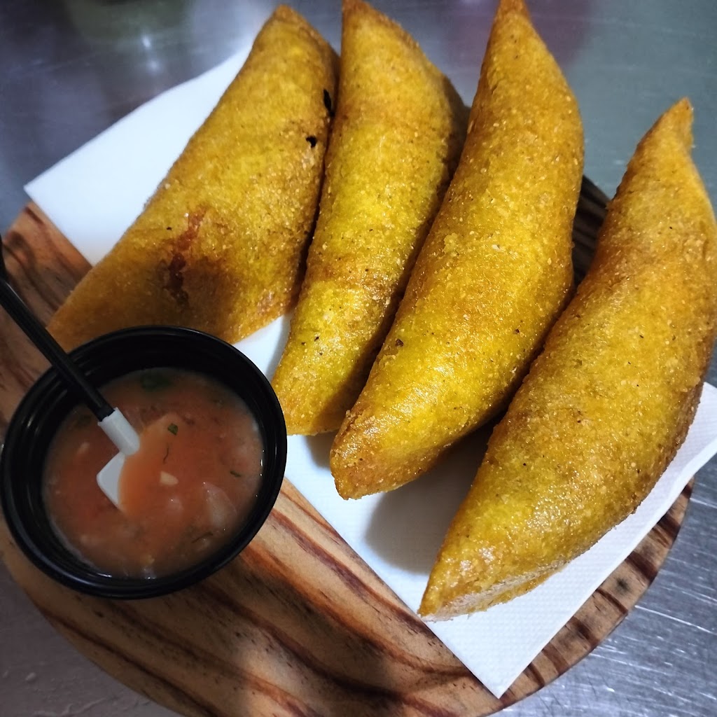 ENCUENTROS 2 (Latinos) — Comida y bebida