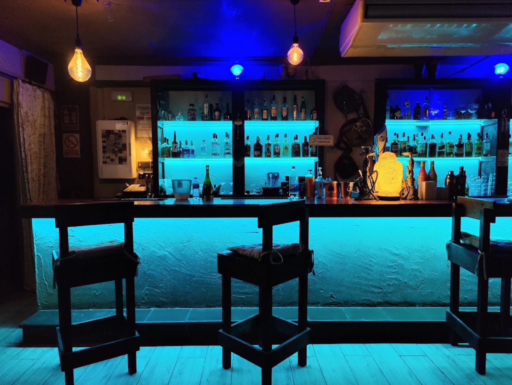 La Penultima Bar Pub — Ambiente
