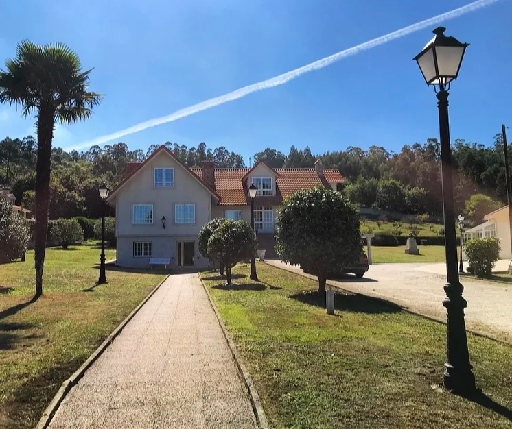 Residencial de la Tercera Edad Valle De Rumbo — Del propietario