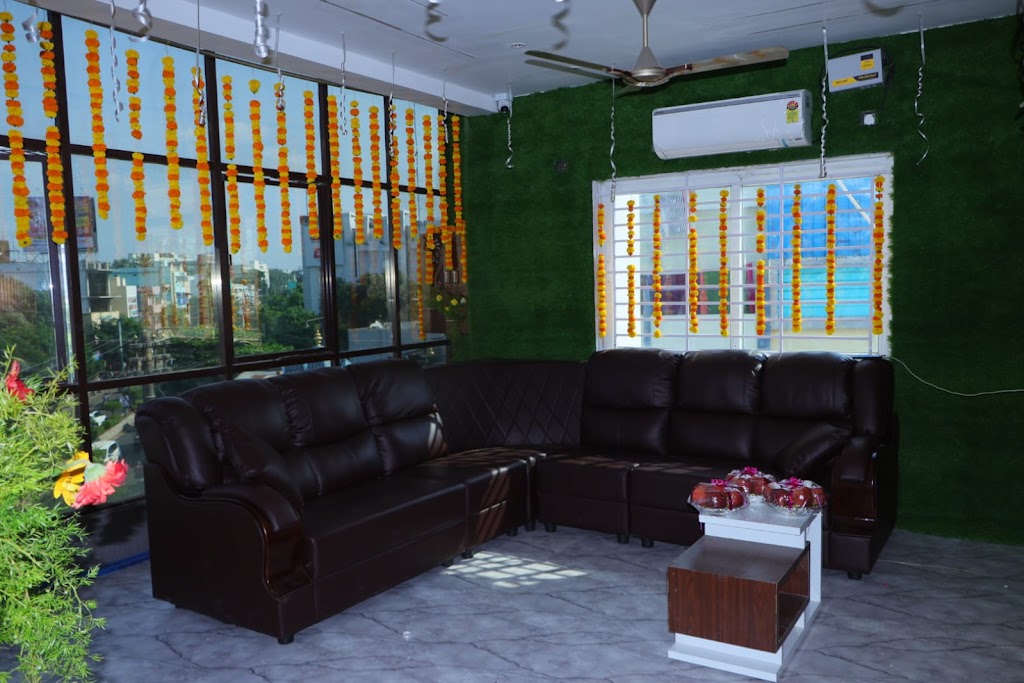 Highrow The Unisex Salon Academy