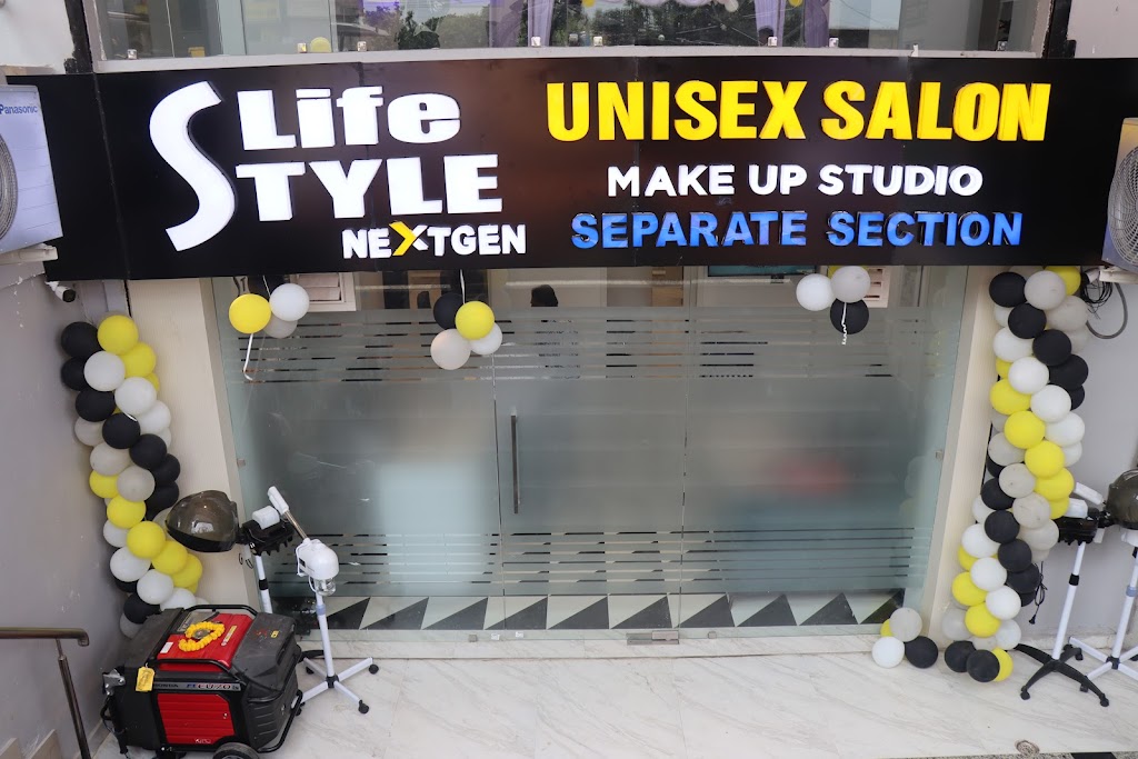 Life Style Nextgen Unisex Salon