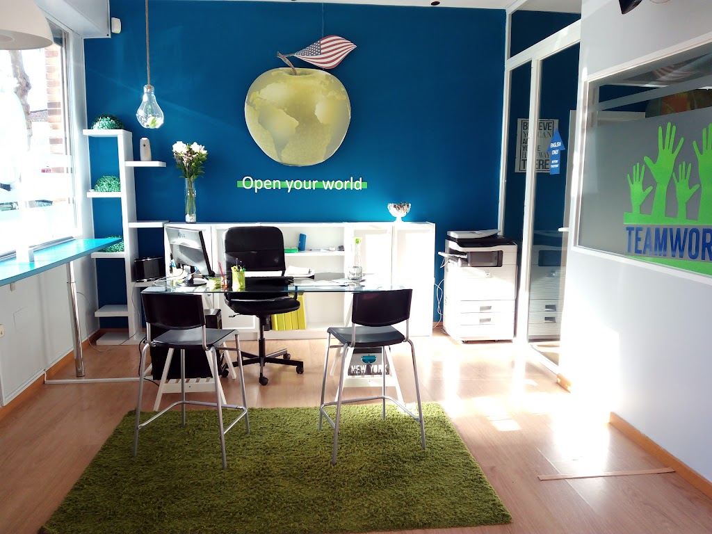 The Green Apple English Center