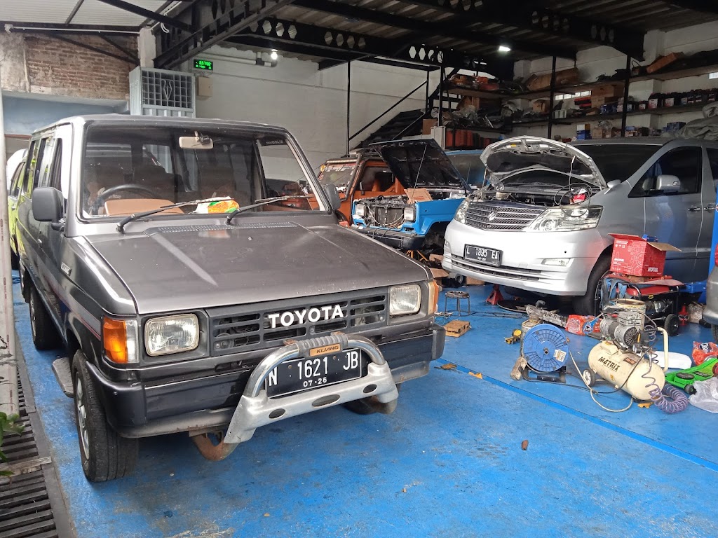 Bengkel Mobil Karya Usaha