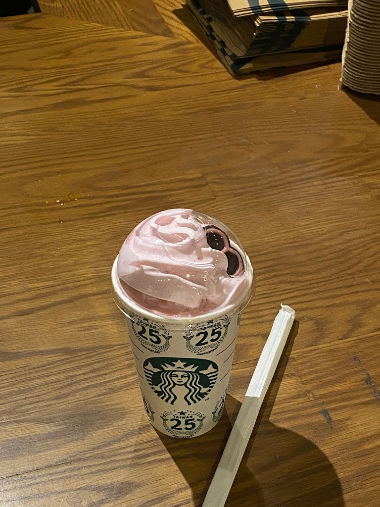 STARBUCKS 星巴克 (美村向上門市) 的照片