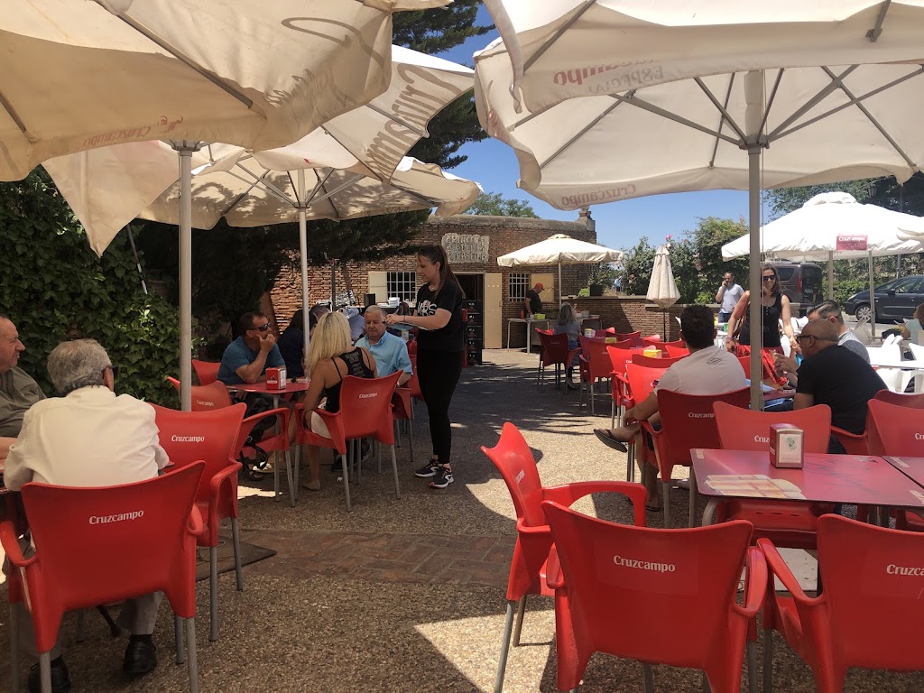 Cafe-Bar "Rincon del Paseo" — Ambiente