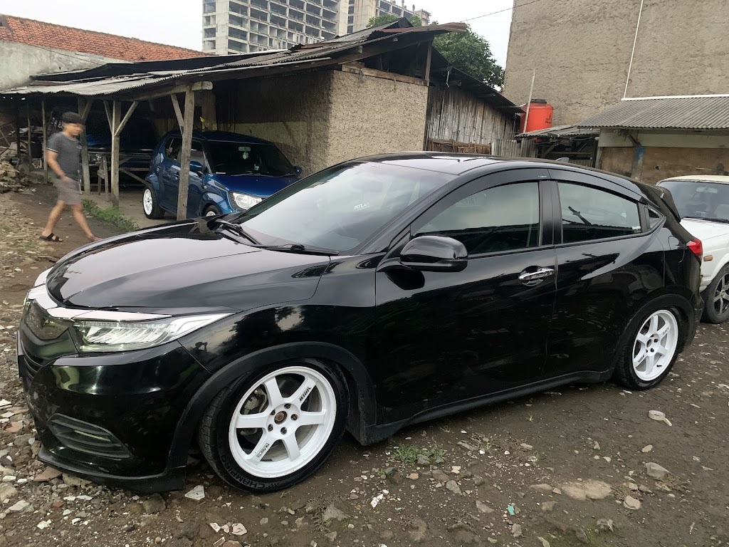 Bengkel Cat Mobil & Las Mobil Bandung