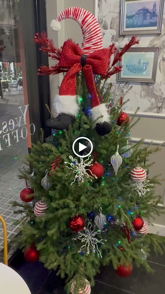 Cafe Bar Yves Coffee — Videos