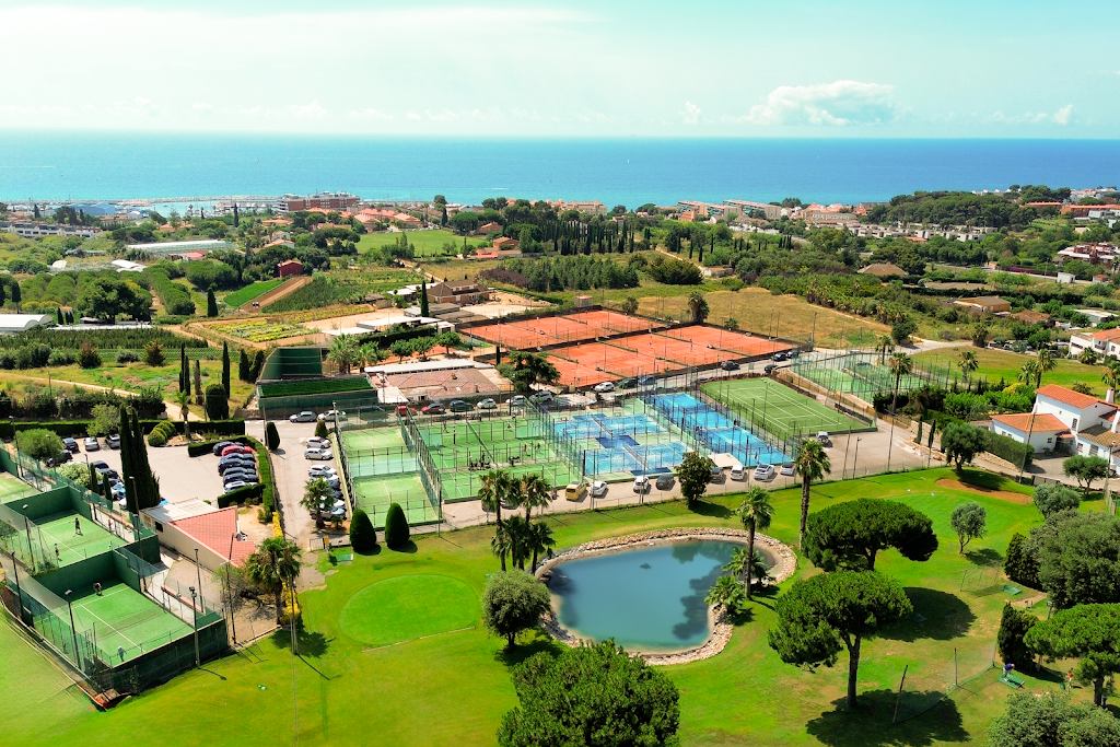 Tennis, Padel i Pitch and Putt Mora