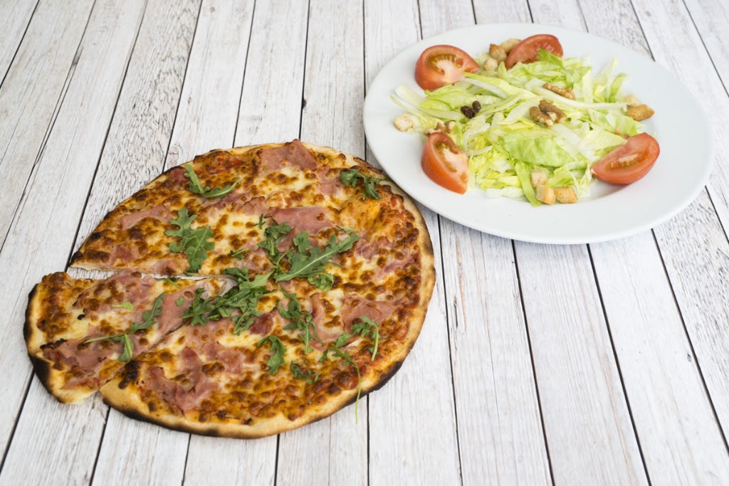 Pizzeria Betera — Pizza