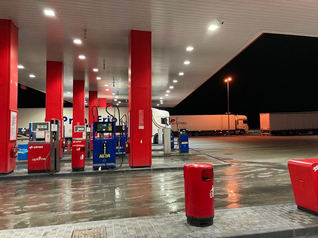 Estacion de servicio Cepsa — Estacion de servicio