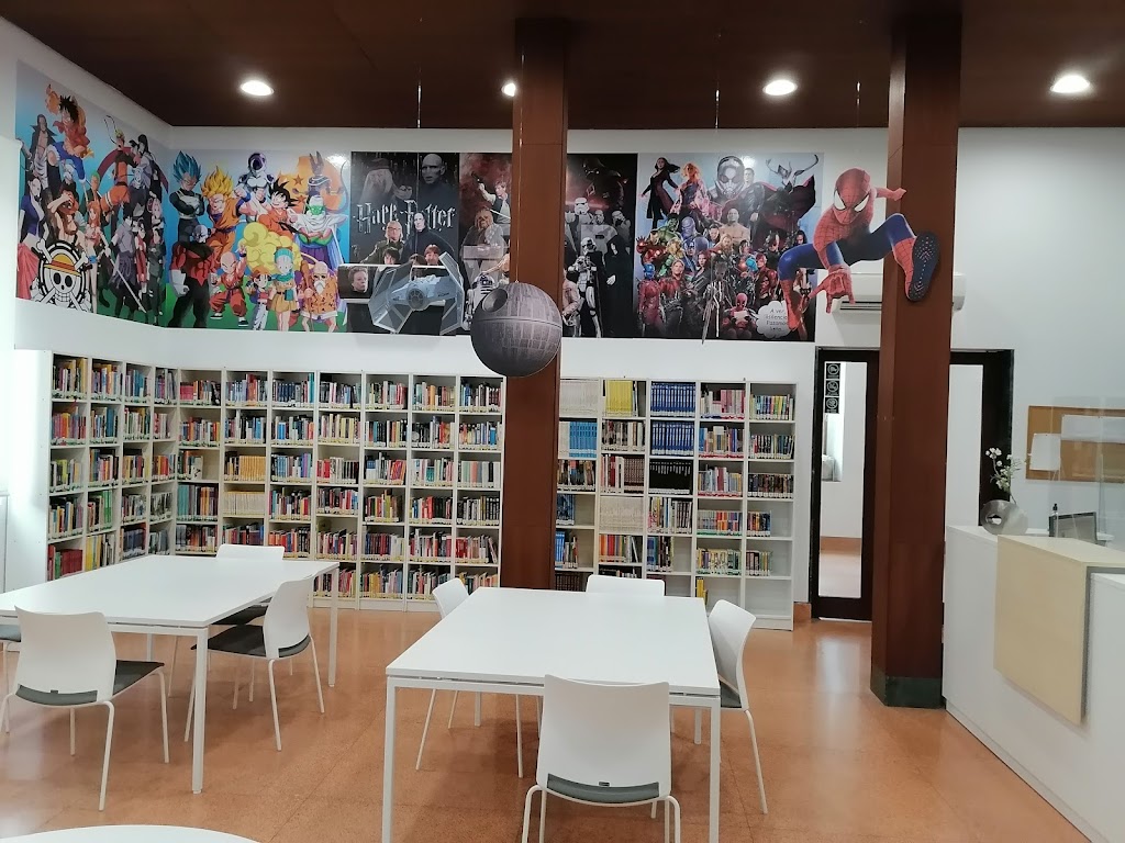 Biblioteca Publica Municipal Jose Riquelme